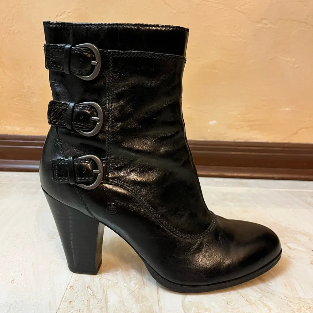 Børn genuine leather heeled moto ankle boots, women’s size 8.5 - Picture 3 of 15